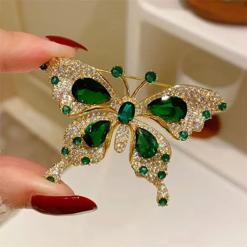Fashion Women Girls Elegant Emerald Crystal Butterfly Brooches Badges Classic Lady Dress Suit High-End Pins Jewelry