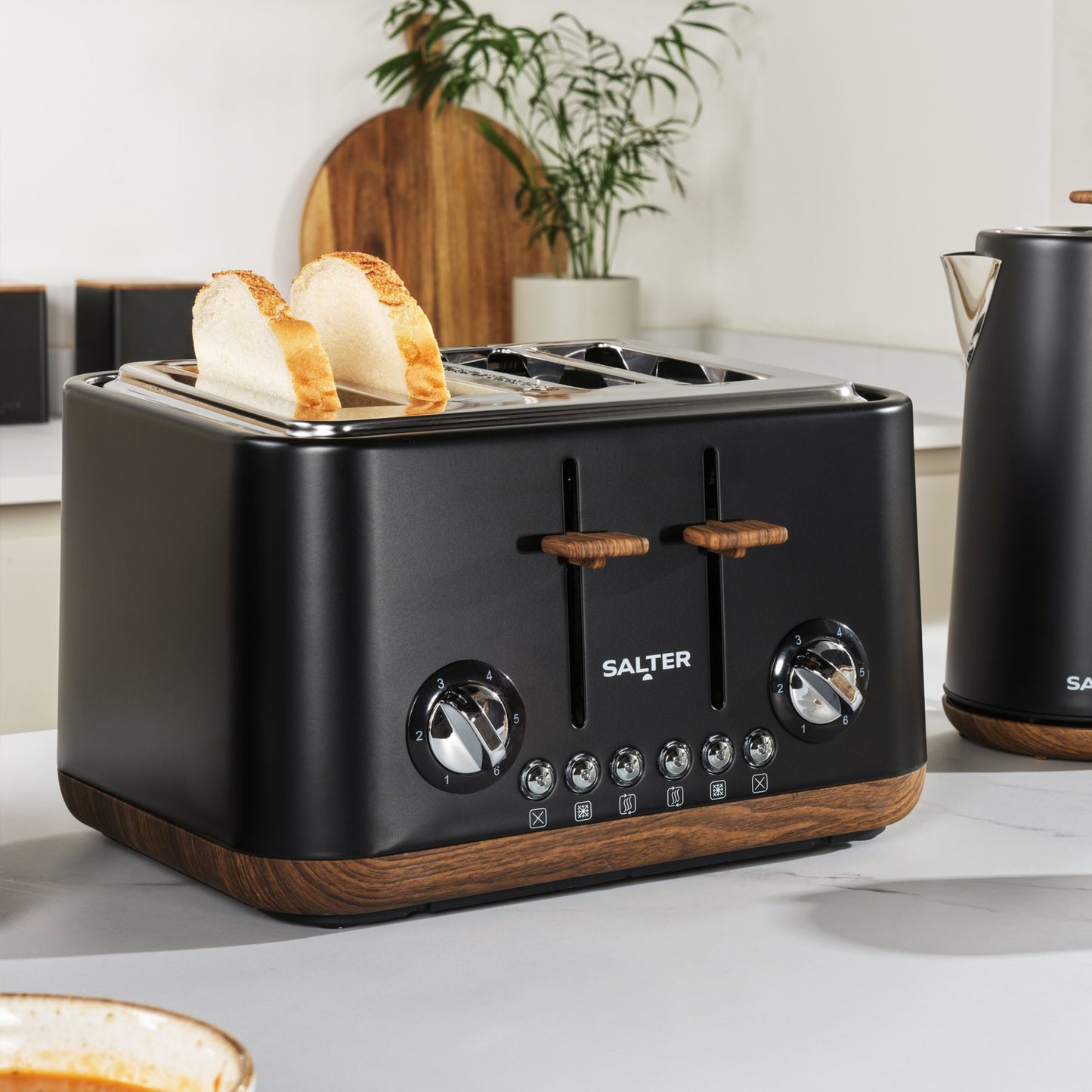 Salter Toronto 7-Piece Countertop Set – Kettle, Toaster, Microwave & Canisters