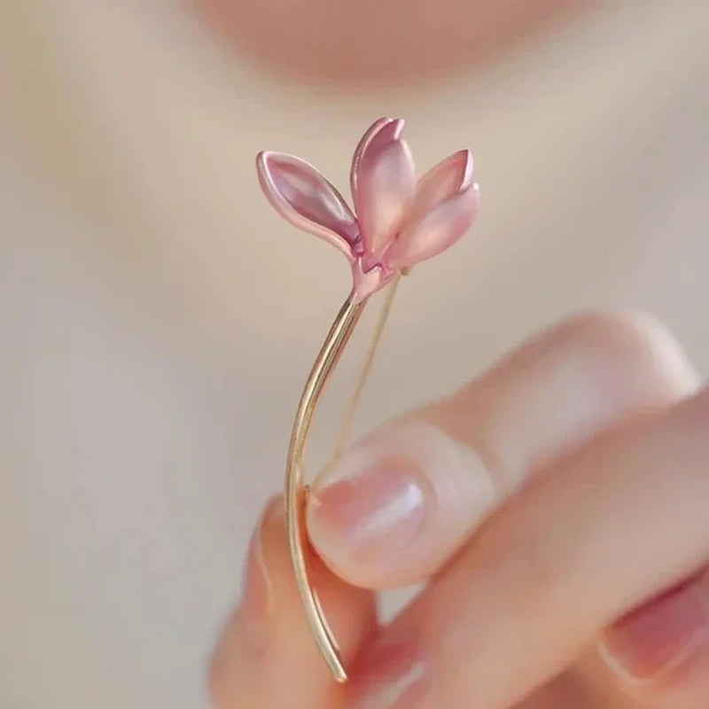 Fashion Women Girls Elegant Emerald Crystal Butterfly Brooches Badges Classic Lady Dress Suit High-End Pins Jewelry
